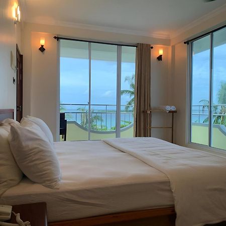 Noah Private Beach House Himmafushi Exteriér fotografie